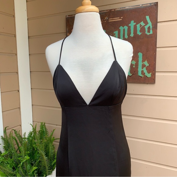 NWT Lovers + Friends Dress - Picture 2 of 6